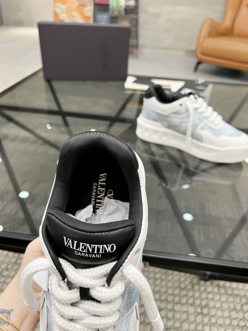 Valentino Sneakers